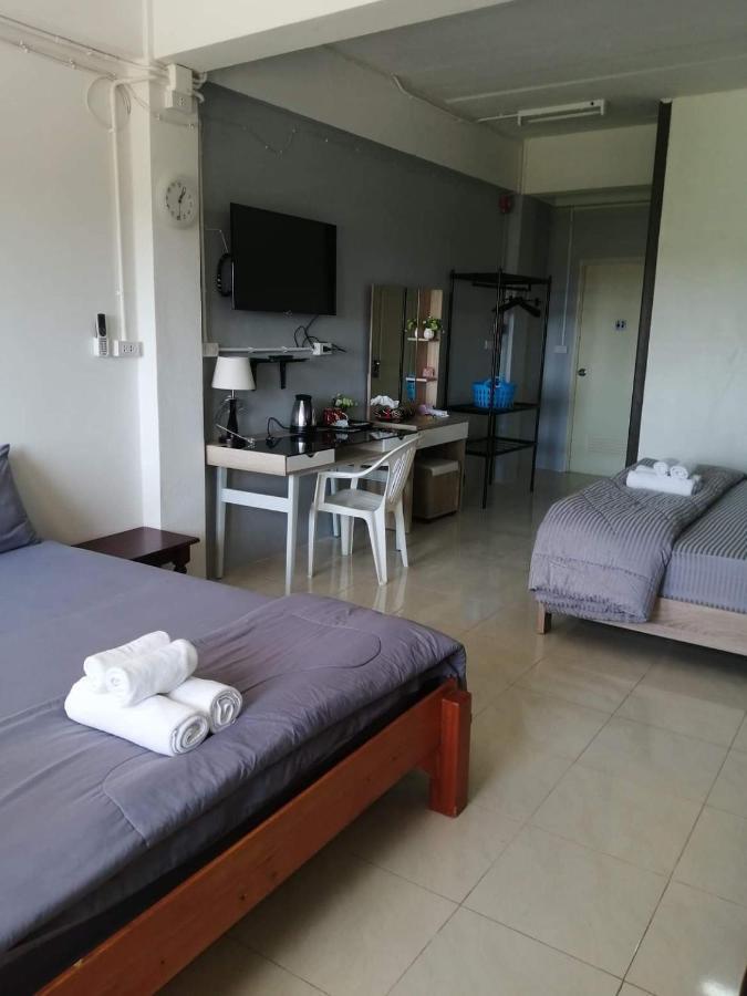 Savika Guesthouse Ranong Exterior foto